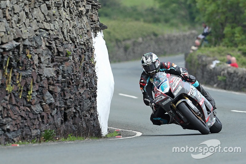 Dunlop pakt achttiende zege, Harrison en Rutter winnen ook op Isle of Man