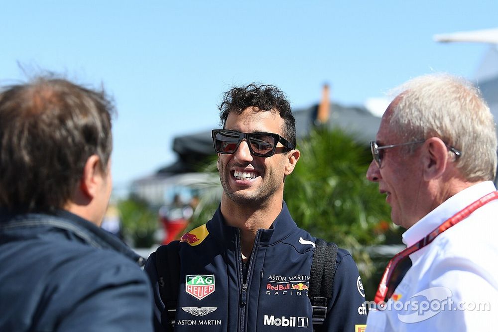 Daniel Ricciardo, Red Bull Racing and Dr Helmut Marko, Red Bull Motorsport Consultant