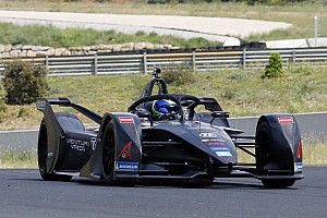 Las primeras fotos de Massa con el Gen2 de la Fórmula E