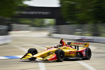 Detroit IndyCar: Hunter-Reay tops FP2, King shunts hard