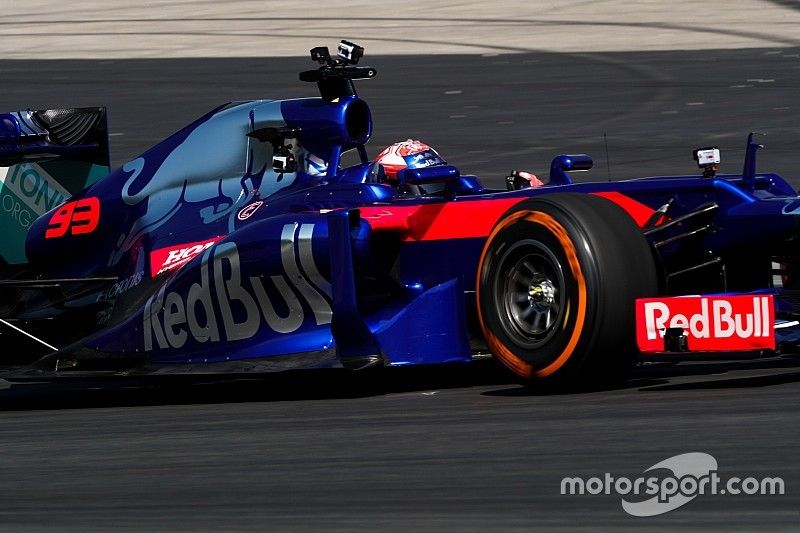 Marc Marquez, prueba el Toro Rosso de F1 