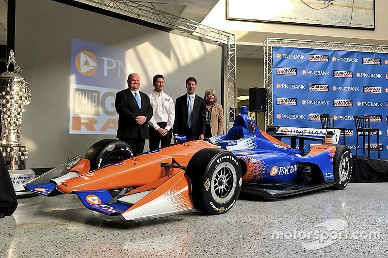 Ganassi mostró la nueva imagen del coche de Dixon