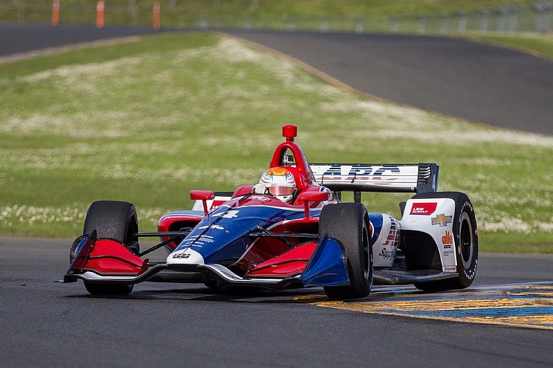Em Phoenix, Leist continua preparação para estreia na Indy