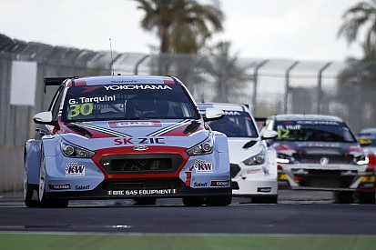 Tarquini è un fulmine: pole position per Gara 3 nel dominio Hyundai