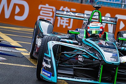 Massa Formula E csapatokkal tárgyal