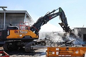 В Монреале снесли старый комплекс боксов и начали строить новый