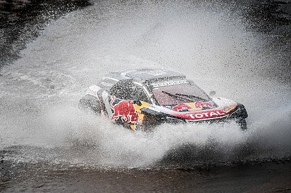 Fernando Alonso y Carlos Sainz jr. felicitan a 'El Matador'