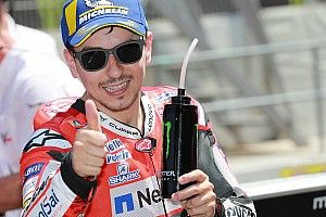 Lorenzo consigue en Montmeló su primera pole con Ducati