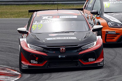 Trionfo di Josh Files in Gara 2 a Zandvoort