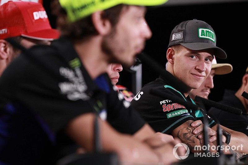 Rossi: “No veo que sea tan malo correr para el equipo Petronas”