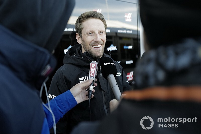Ez a Haas-szurkoló megérdemli az autogramot: Steiner, Grosjean és a Titanic - fotó