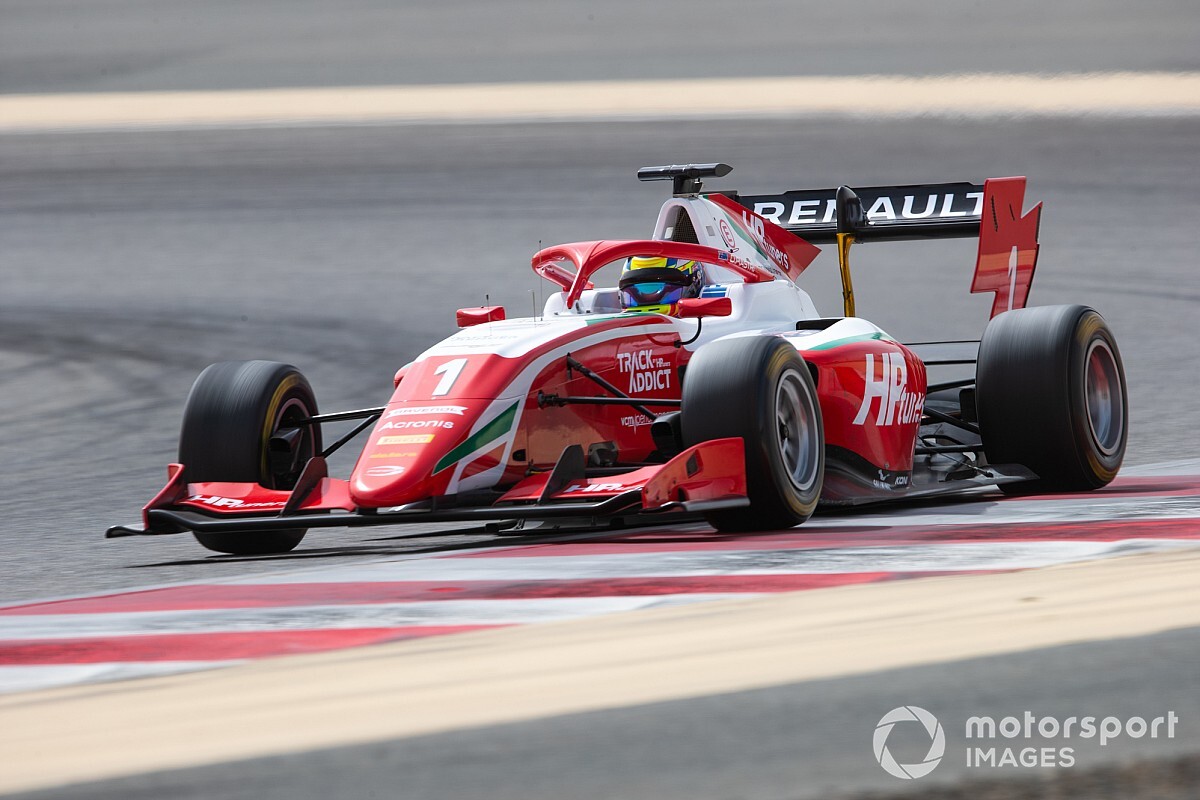 Piastri overleeft botsing voor zege bij F3-debuut, Verschoor P8