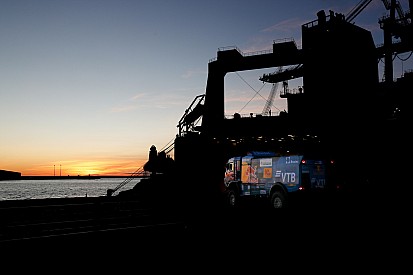 La tercera era del Dakar arranca desde Paul Ricard rumbo a Yeda