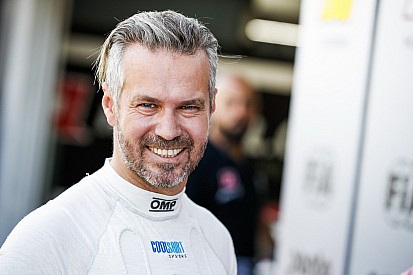 Monteiro, da vegetale a pilota: "Non vedevo neanche la bottiglia"