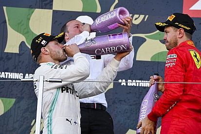 Vettel szerint a Ferrari még mindig nincs a Mercedes szintjén