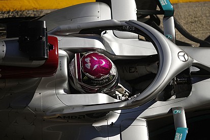 Testupdate 16u: Hamilton valt stil met technisch probleem