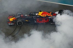 Verstappen sufrió de problemas de aceleración
