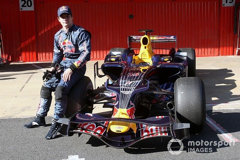 Sebastien Loeb, Campeón del Mundo de Rallyes, prueba para Red Bull Racing