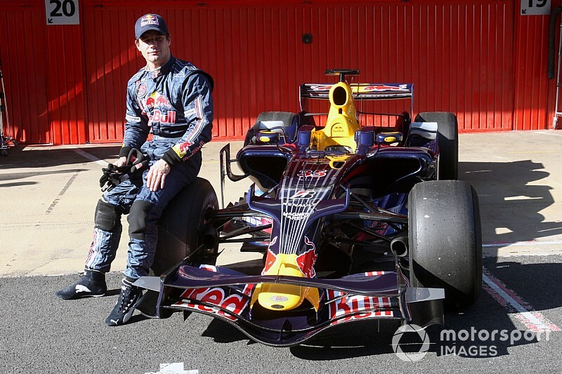Un día como hoy: Loeb a bordo de un Red Bull F1