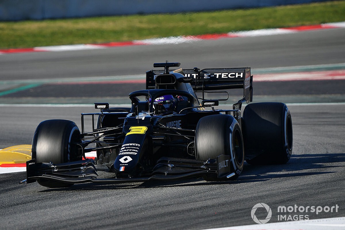 Ricciardo: "Aracı zorlamaya başladığımızda neler olacağını göreceğiz"