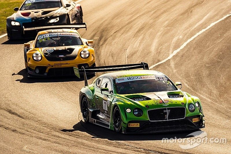 #7 Bentley Team M-Sport Bentley Continental GT3: Jules Gounon, Maxime Soulet, Jordan Pepper