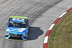 Martin Truex Jr. cruises to Stage 1 win at Martinsville