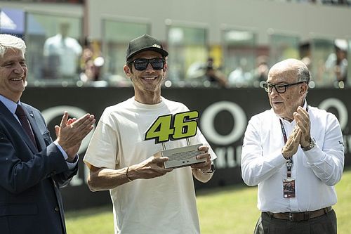 Ezpeleta: "Hace poco, la F1 tenía problemas y MotoGP era lo mejor de lo mejor"