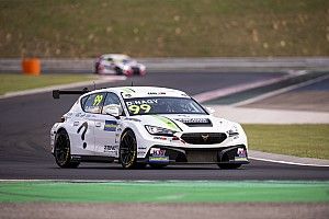 Ezért törte össze az autóját Nagy Dani a WTCR hungaroringi időmérőjén