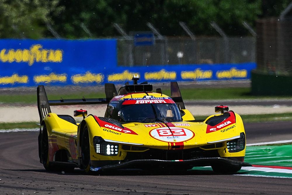 #83 AF Corse Ferrari 499P: Robert Kubica, Robert Shwartzman, Yifei Ye