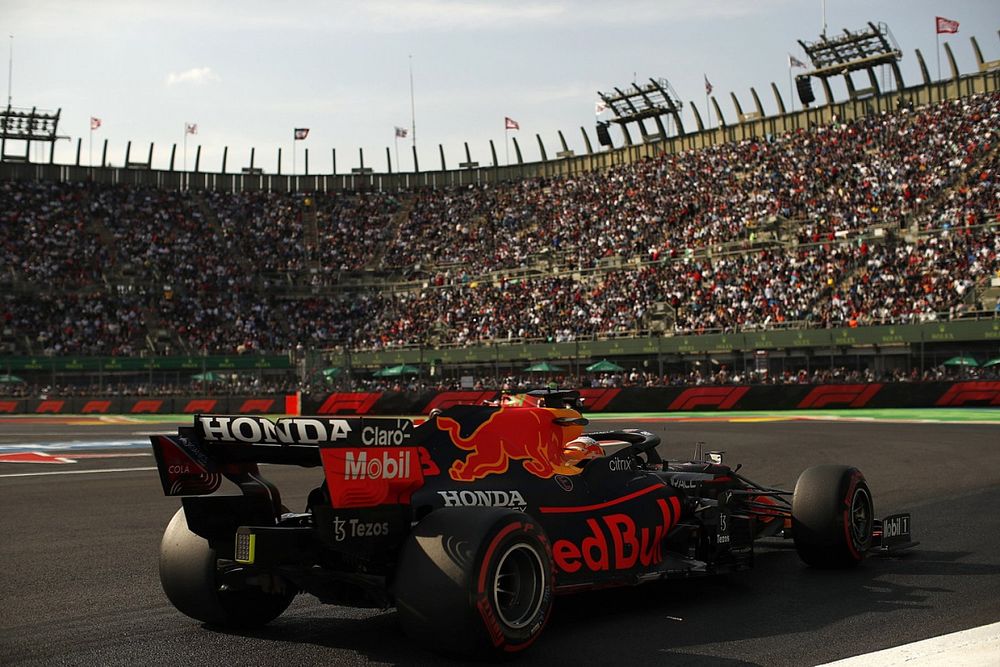 Max Verstappen, Red Bull Racing RB16B