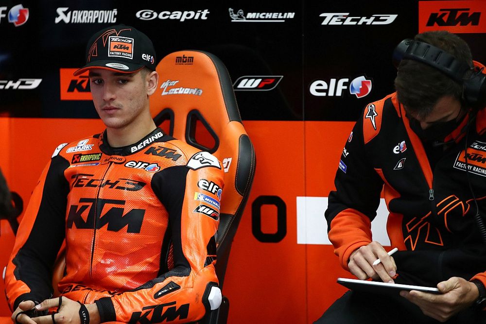 Lecuona: “KTM sbaglia l’approccio con i piloti giovani in MotoGP”