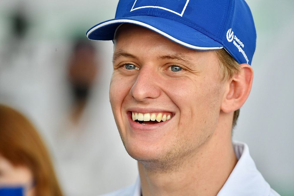 Tak Punya Simulator, Mick Schumacher Langsung Tes Mobil Baru Haas