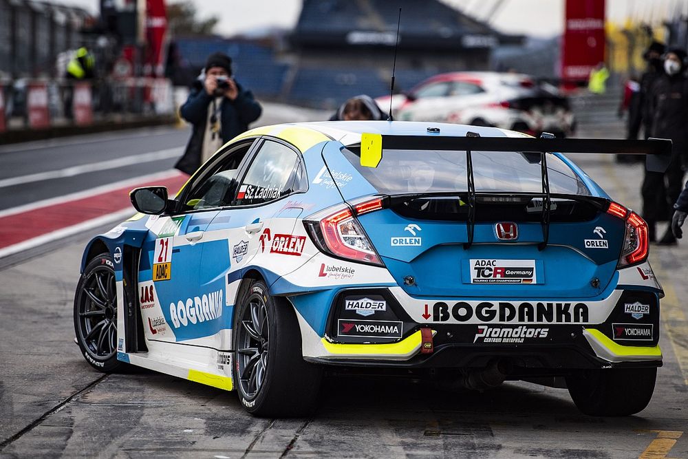 Ładniak drugi na Nurburgring