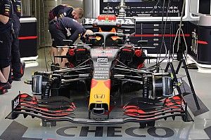 Perez: "Aracıma Verstappen'in sorunlu arka kanadı takıldı"