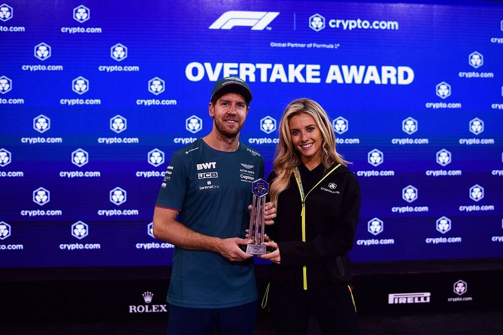 Vettel, 2021 sezonunun en çok geçiş yapan pilotu oldu