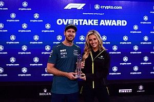 Vettel, 2021 sezonunun en çok geçiş yapan pilotu oldu