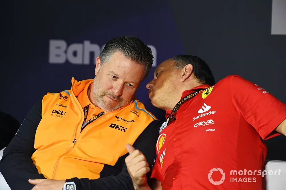 Persconferentie. Zak Brown, CEO McLaren Racing, en Frederic Vasseur teambaas en General Manager Scuderia Ferrari