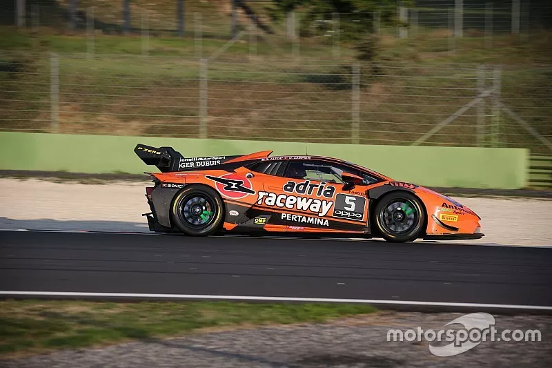 Lamborghini Huracan Super Trofeo Evo #5, Antonelli Motorsport: Giacomo Altoe, Daniel Zampieri