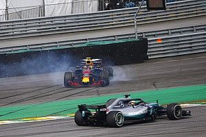 Der Verstappen-Ocon-Crash in Bildern