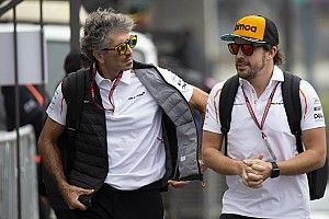 Kubica trabaja con el fisio de Alonso