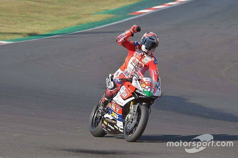 Michele Pirro campione tricolore della Superbike per la sesta volta a Valleleunga