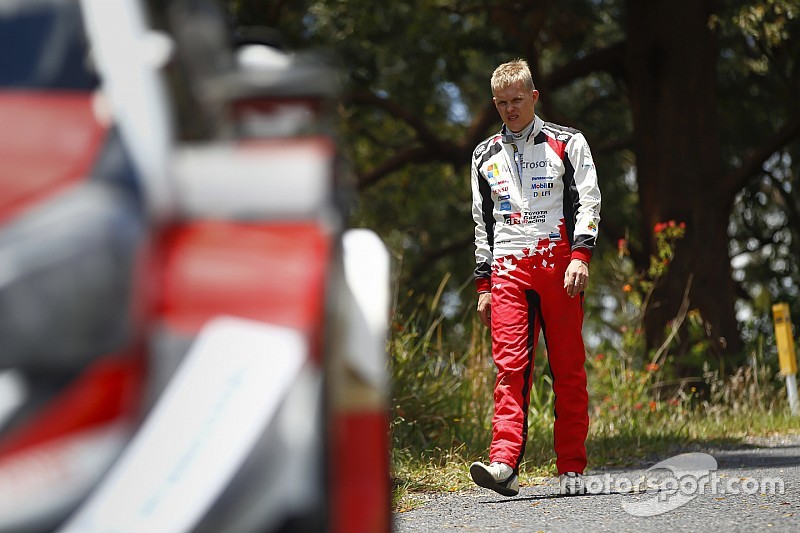 WRC, Toyota: allarme affidabilità. Tanak fermato dalla batteria della Yaris