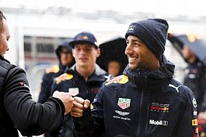 Ricciardo énekelve tréningezik a Forma-1 2019-es szezonjára: videó