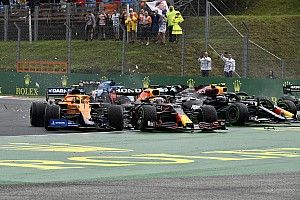 VIDEO: Verstappen slachtoffer van grote startcrash in Hongarije