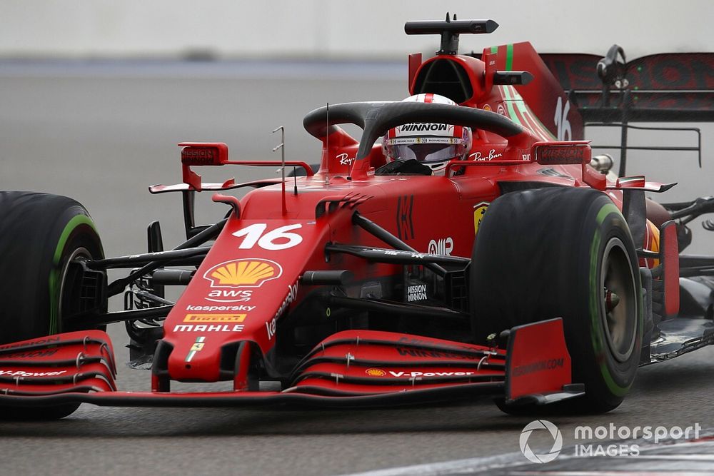 Leclerc: "Volevo rientrare lo stesso giro di Sainz"