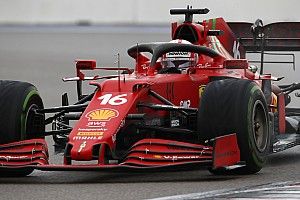 Leclerc: "Volevo rientrare lo stesso giro di Sainz"