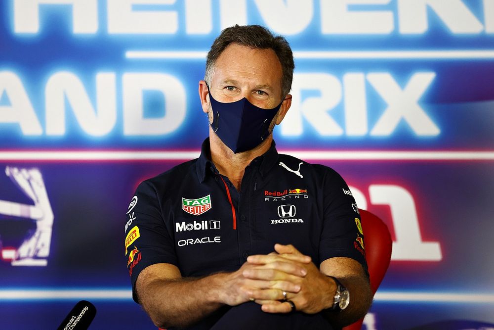 Horner: "Mercedes, Russell'ın gelişi ile güçlenecek"