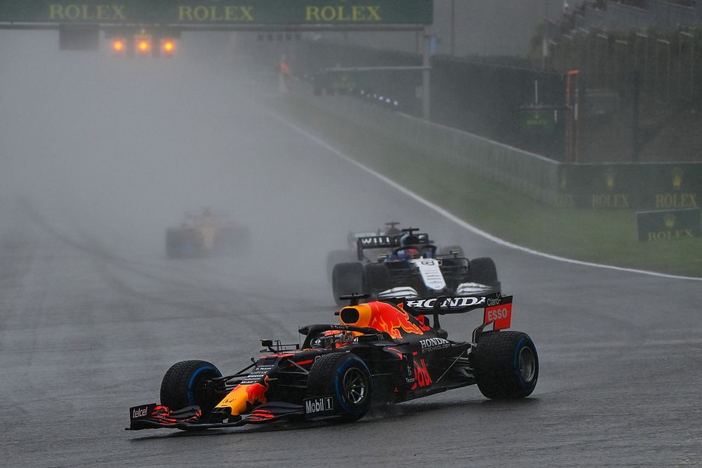 Verstappen: Miért nem kezdtünk három órával korábban?