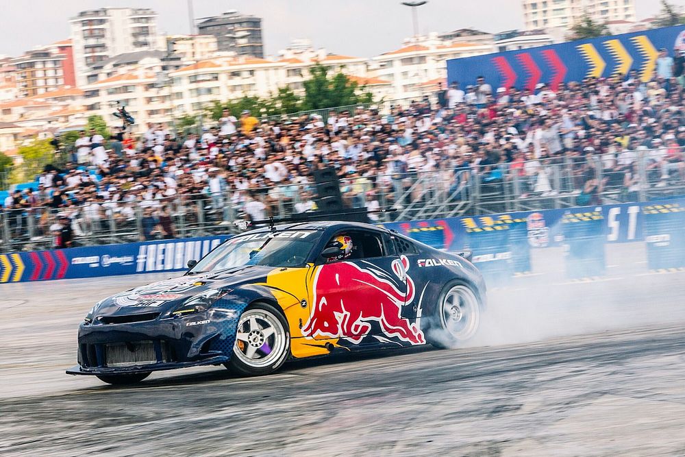 Canlı Yayın - Red Bull Car Park Drift Türkiye Finali başladı