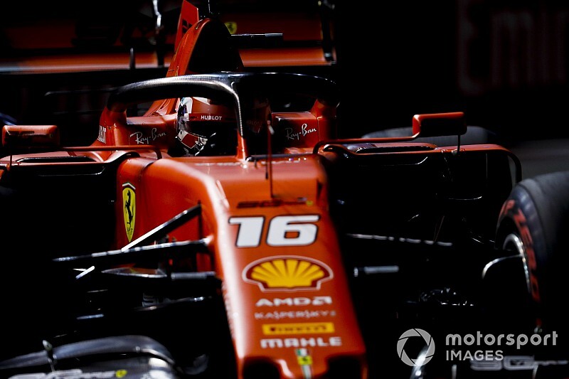 F1シンガポール予選速報:ルクレールが3戦連続PP。フェルスタッペン4番手